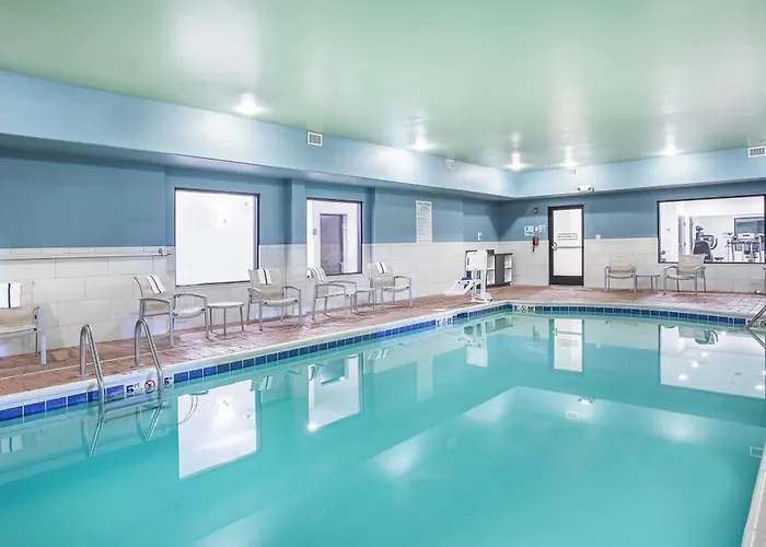 Holiday Inn Express Hotel & Suites Glasgow By Ihg